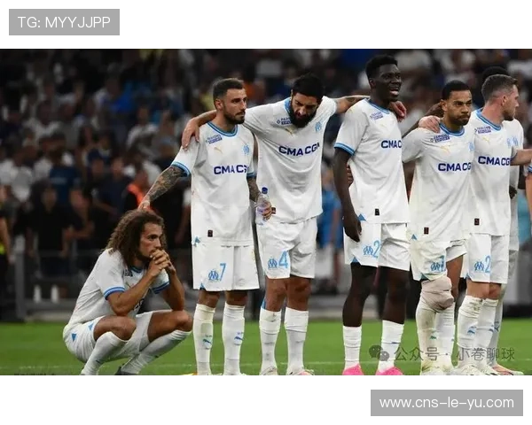 门德斯头球破门 巴黎圣日耳曼客场领先洛里昂 门德斯头球破门 巴黎圣日耳曼客场领先洛里昂