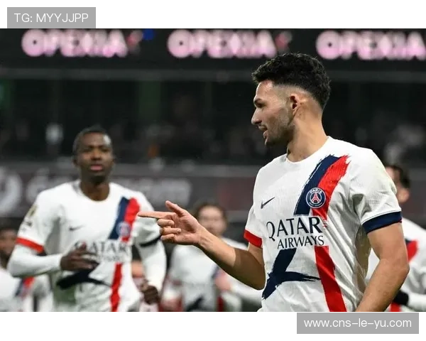 巴黎圣日耳曼3-2客胜梅斯，姆巴耶助攻双响杜埃破门